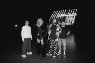 Schwarz-Weiß-Foto der Mitglieder der Band Tokio Hotel