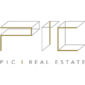 Die Buchstaben PIC sind in 3 D animiert dargestellt